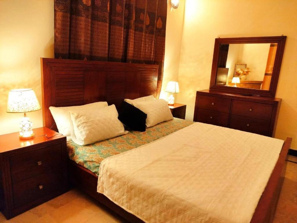 מלון איסלמאבד Royal Residential מראה חיצוני תמונה